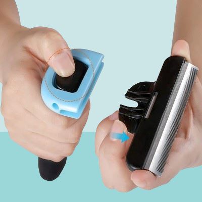 Brosse chien - DOGCombBrush™ - Bleu - Miss Doggies